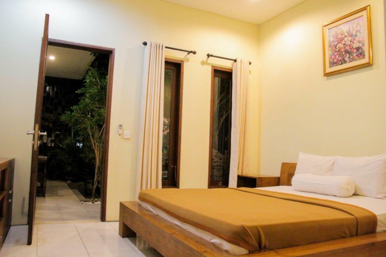 Putri Homestay Sanur Екстериор снимка